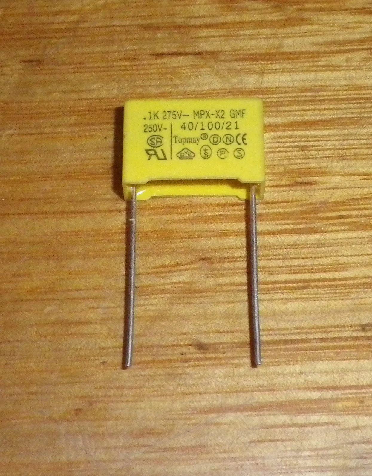 0.1uF 275VAC X2 Mains Suppression Capacitor - Part # .1MKPX2-275