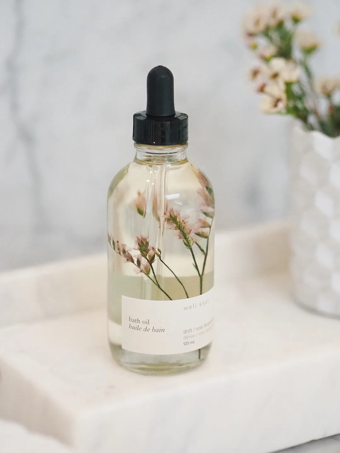 Bloom bath oil