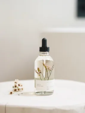 Bloom bath oil